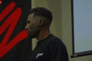nba直播吧小狐狸直播_nba直播吧小狐狸在线直播_免费观看nba直播吧小狐狸直播